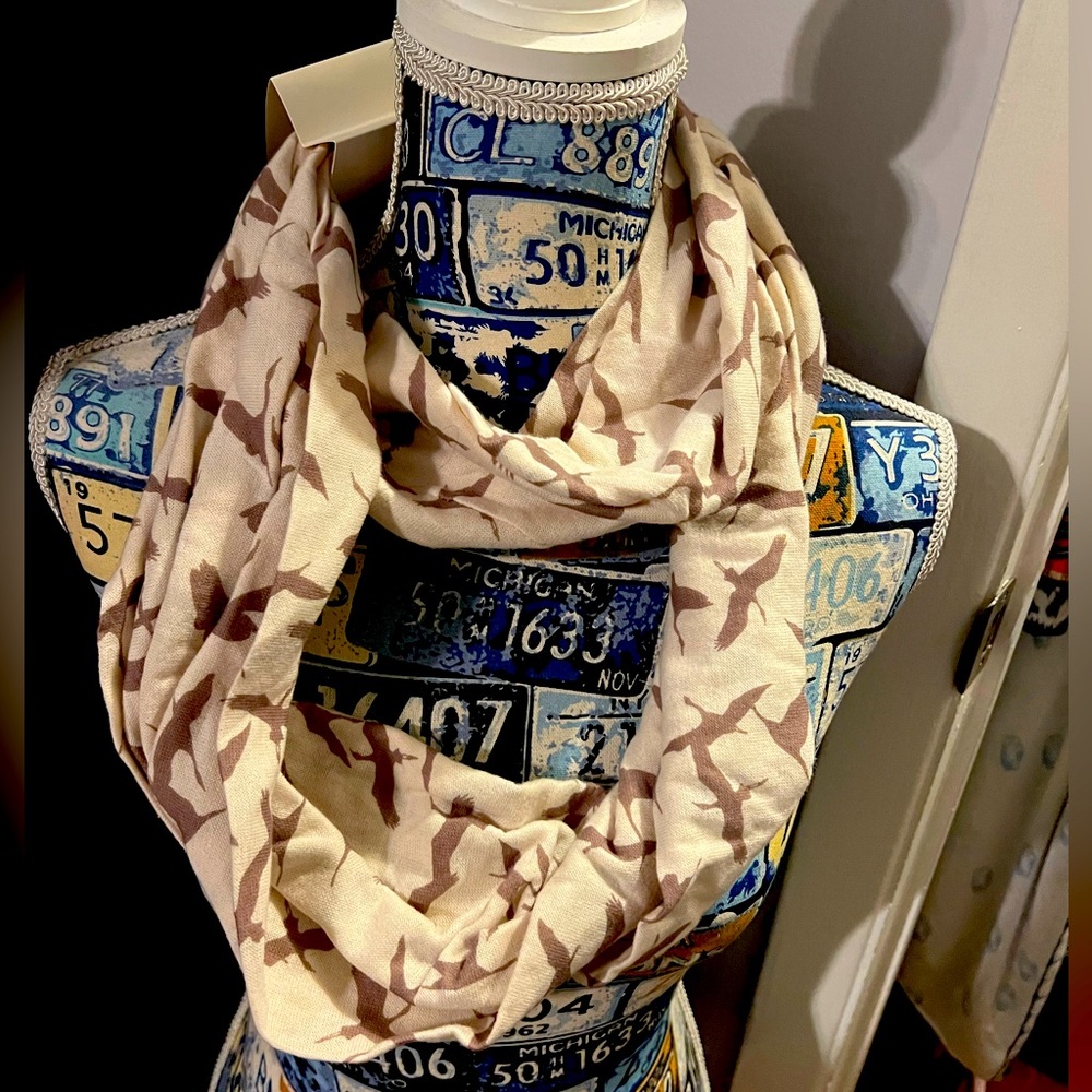 NWT Aldo infinity scarf. Cute for any season!